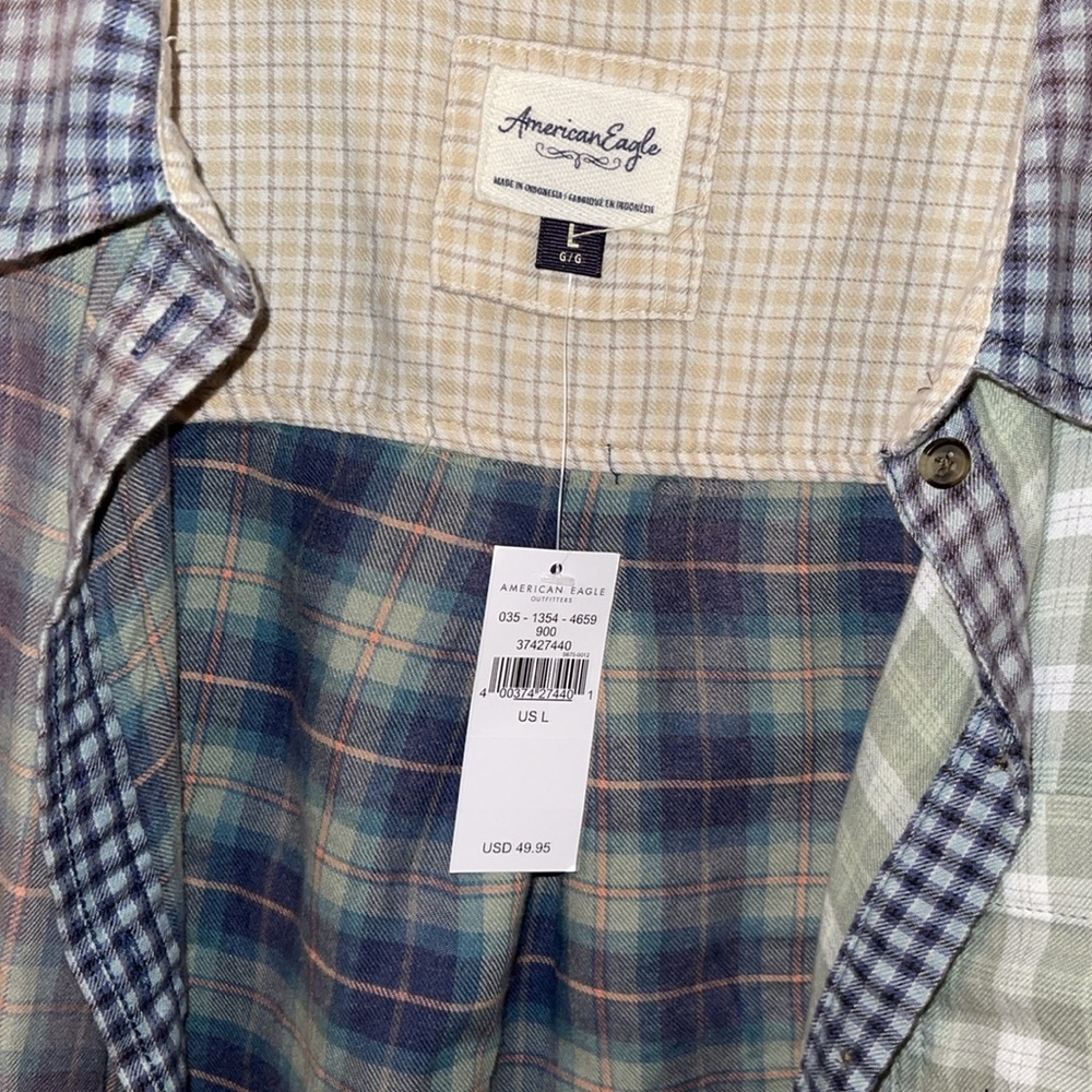 NEW❗️American Eagle Cropped Color Block Flannel - Picture 2 of 4